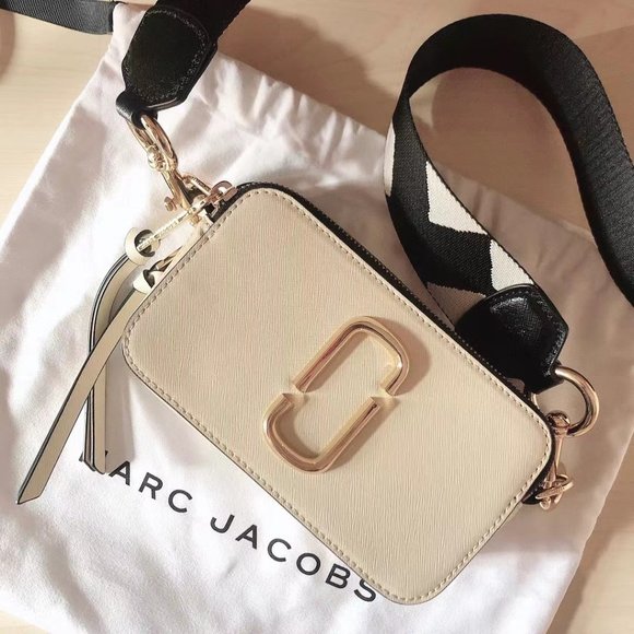 Marc Jacobs Snapshot Crossbody - Picture 3 of 5
